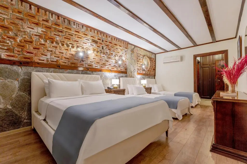 Papazlikhan Hotel