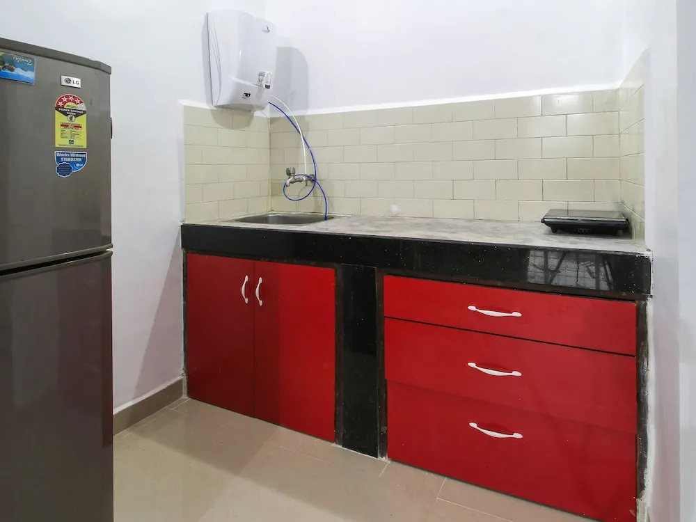 OYO 17341 Home Serene Stay Carmona Beach