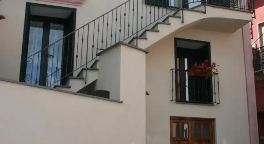 Maison Elvira