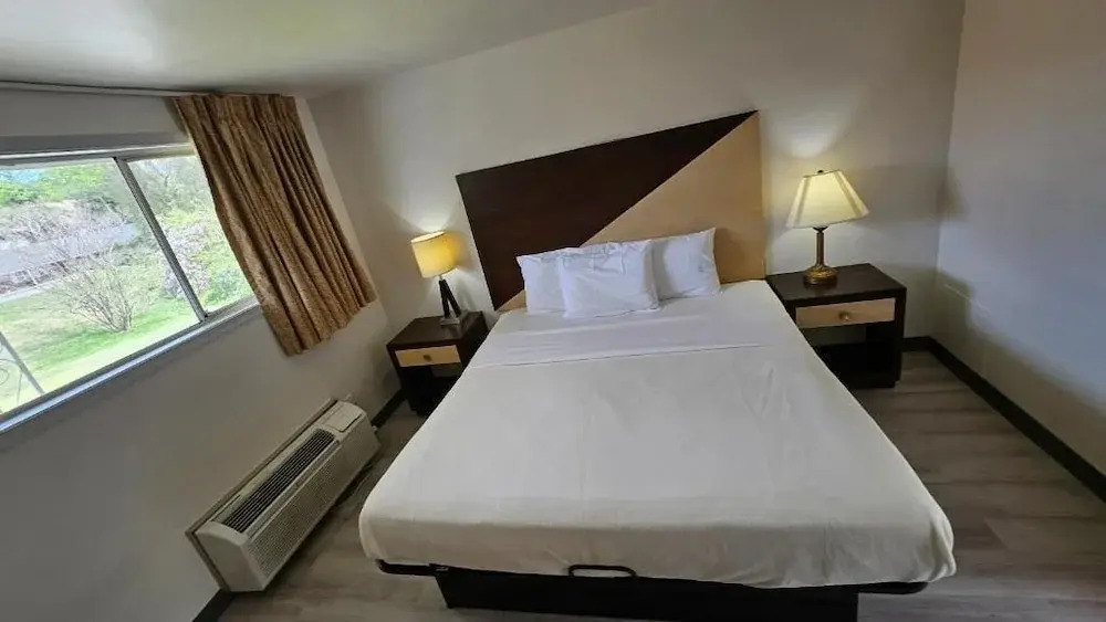 Budget Inn