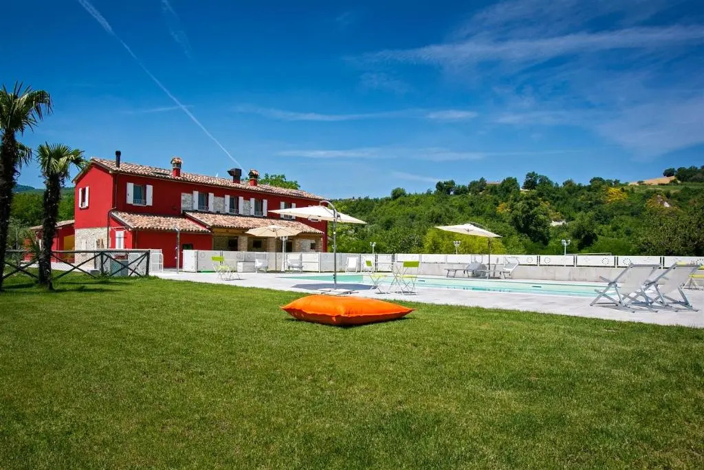 CASCINA MARIANNA 12&4, Emma Villas