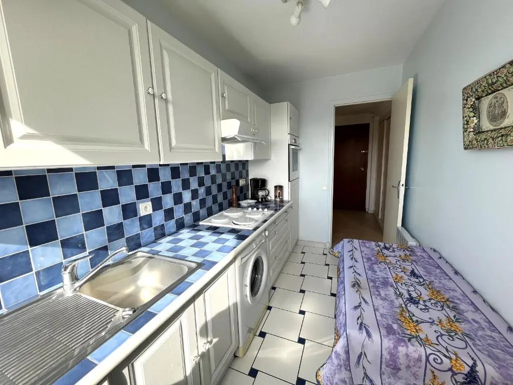 Appartement Saint-Palais-sur-Mer, 1 pièce, 2 personnes - FR-1-539-35