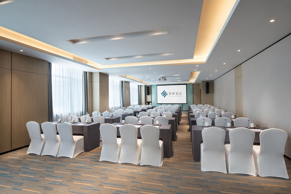 Yiho Hotel