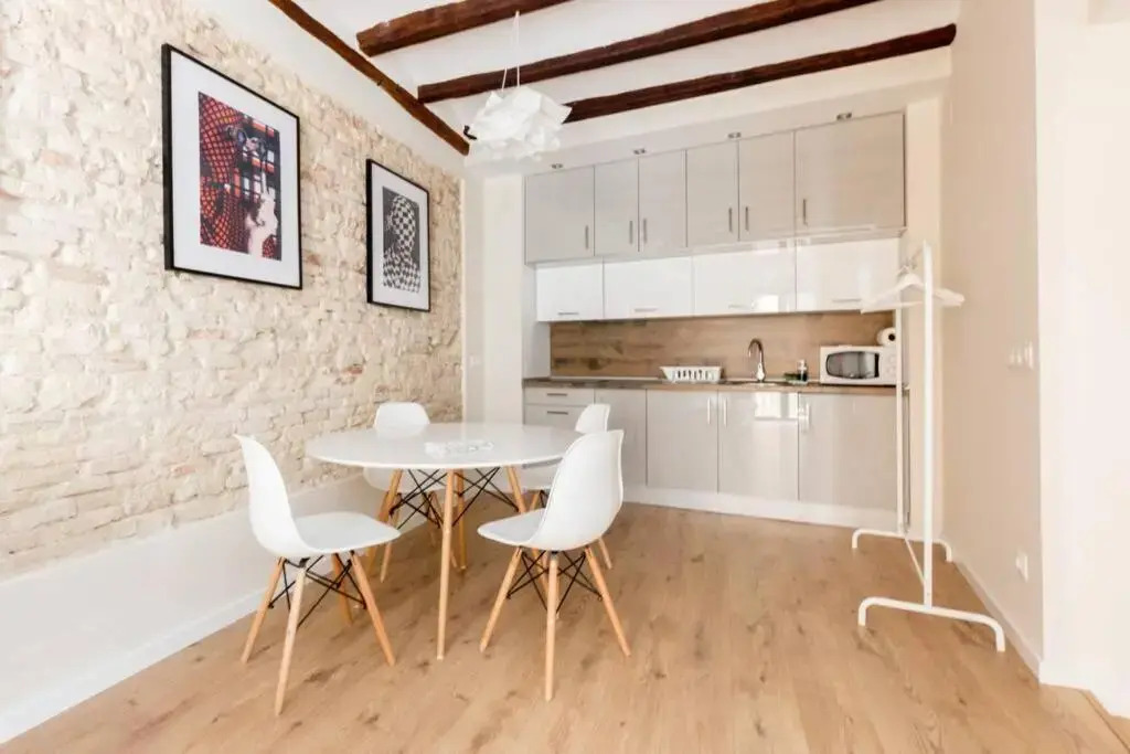CASTA 2 - Apartamento céntrico de un dormitorio con opción de garaje