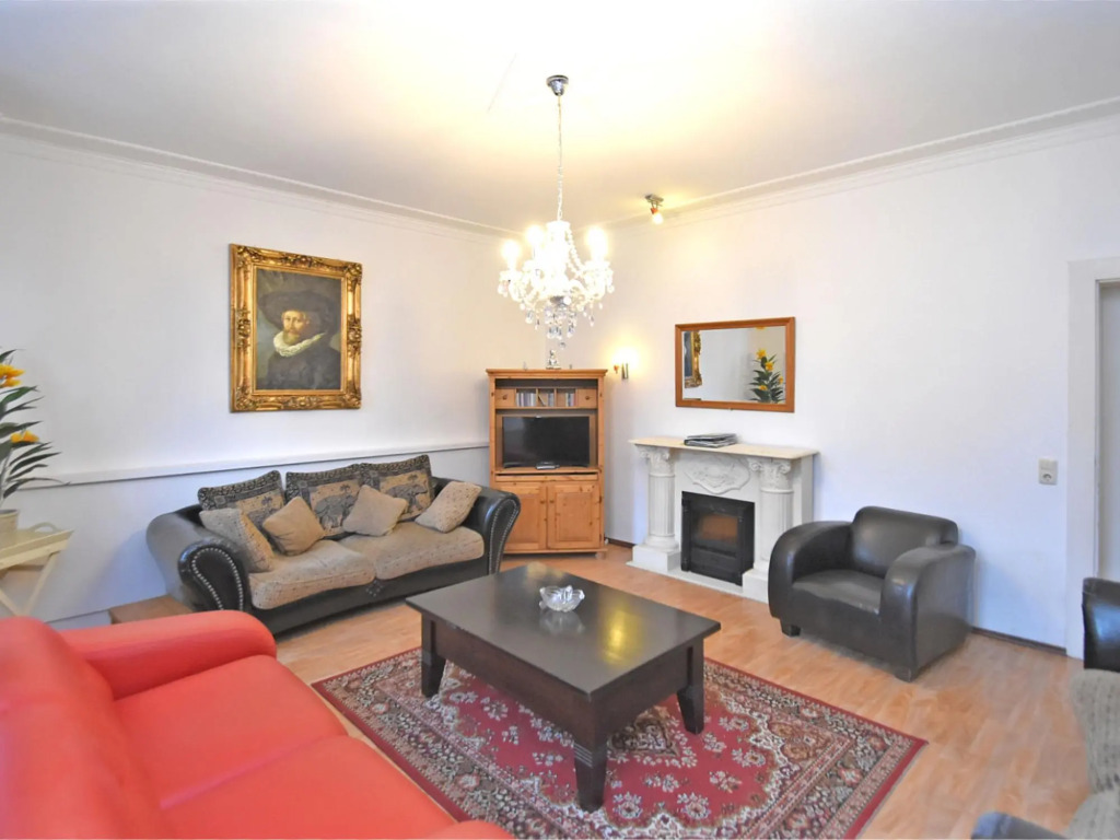 Exklusives Gruppenhaus mit home cinema