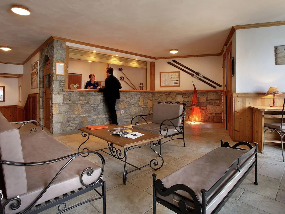 Luxury Comfortable Apartment on the Slopes in Val Thorens