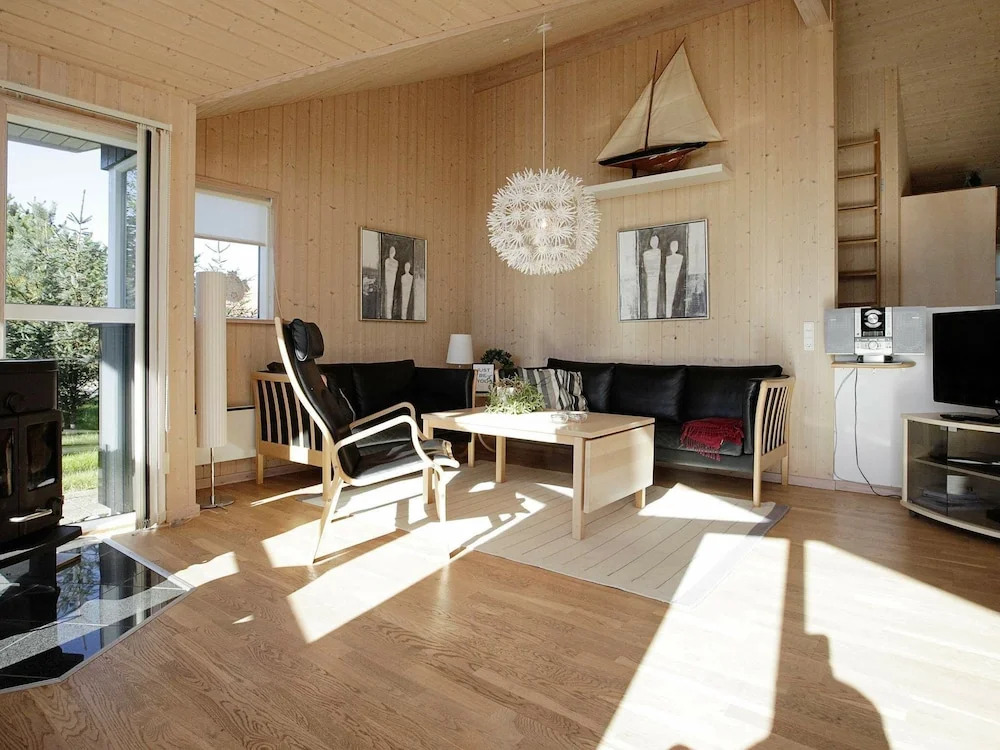 Lovely Home In Thisted With Sauna