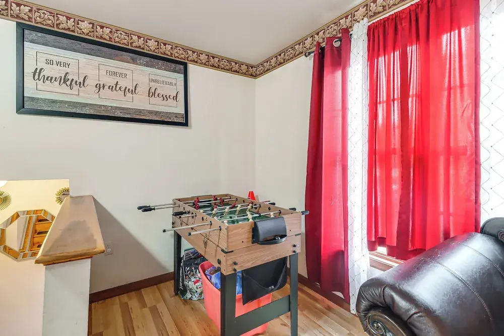 < 1 Mi to Lake: Family Home in Albrightsville!
