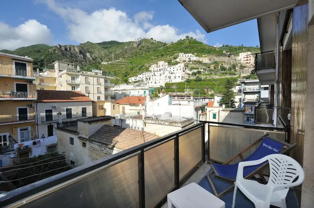 Apartment with 2 Bedrooms in Maiori, with Wonderful Mountain View, Furnished Balcony And Wifi - 70 M From the Beach
