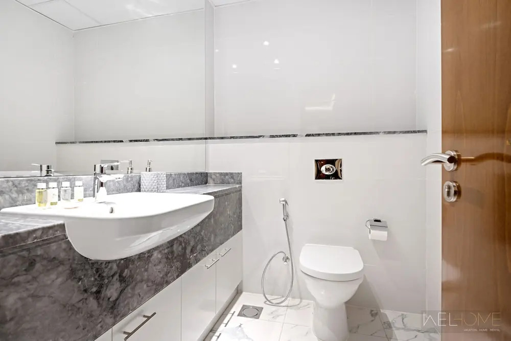 WelHome - Cozy 1BR Apt. in Al Habtoor City Partial Sea View