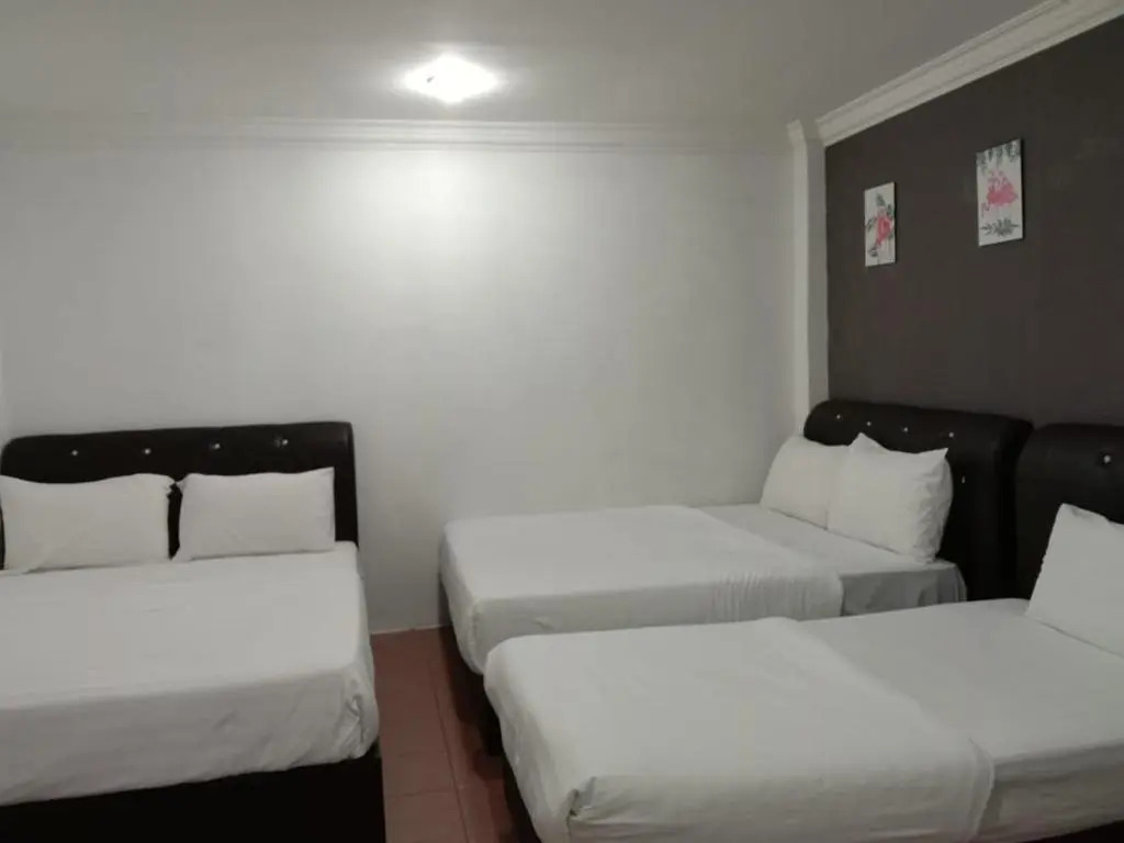 G CITY HOTEL