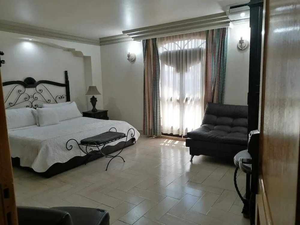 Hotel Hacienda los Narcisos