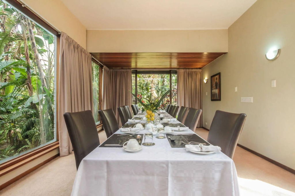 18 Burlington B&B and Conference Venue