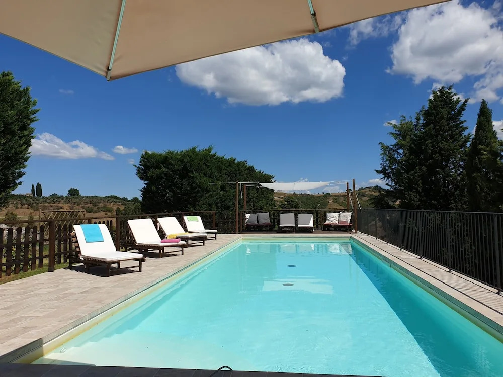 Villa With Swimming Pool - air Conditioning - Siena - 10 People - Tuscany Crete
