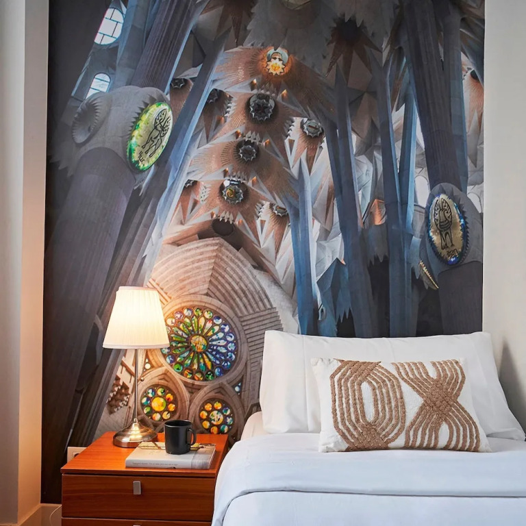 Charming Modern Apt in Trendy Gracia 5PP by Myrentalhost