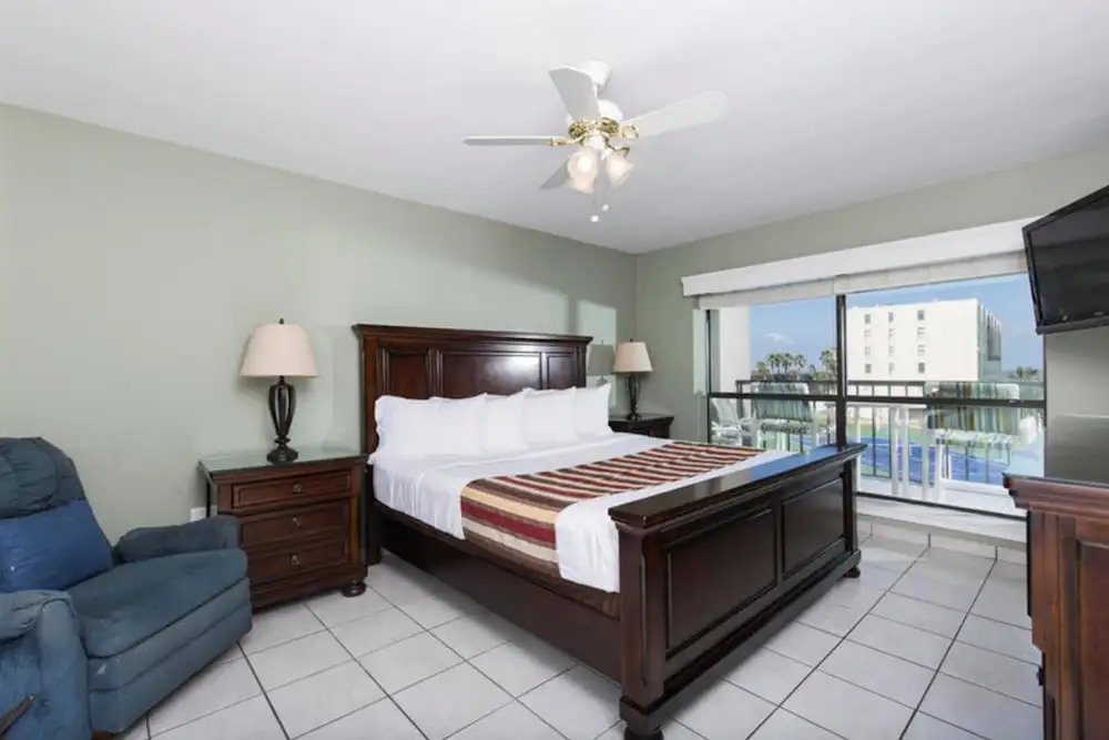 Saida IV Condominium 304