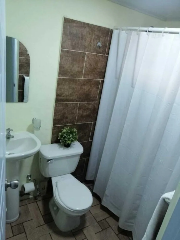 Anedi Guesthouse