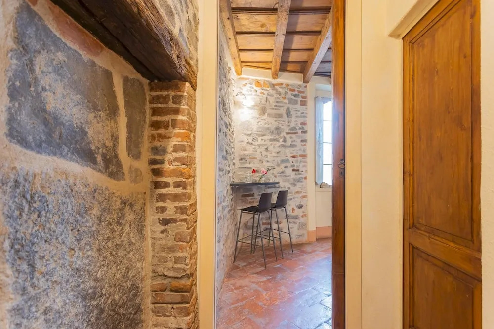 Antiche Mura by Rent All Como
