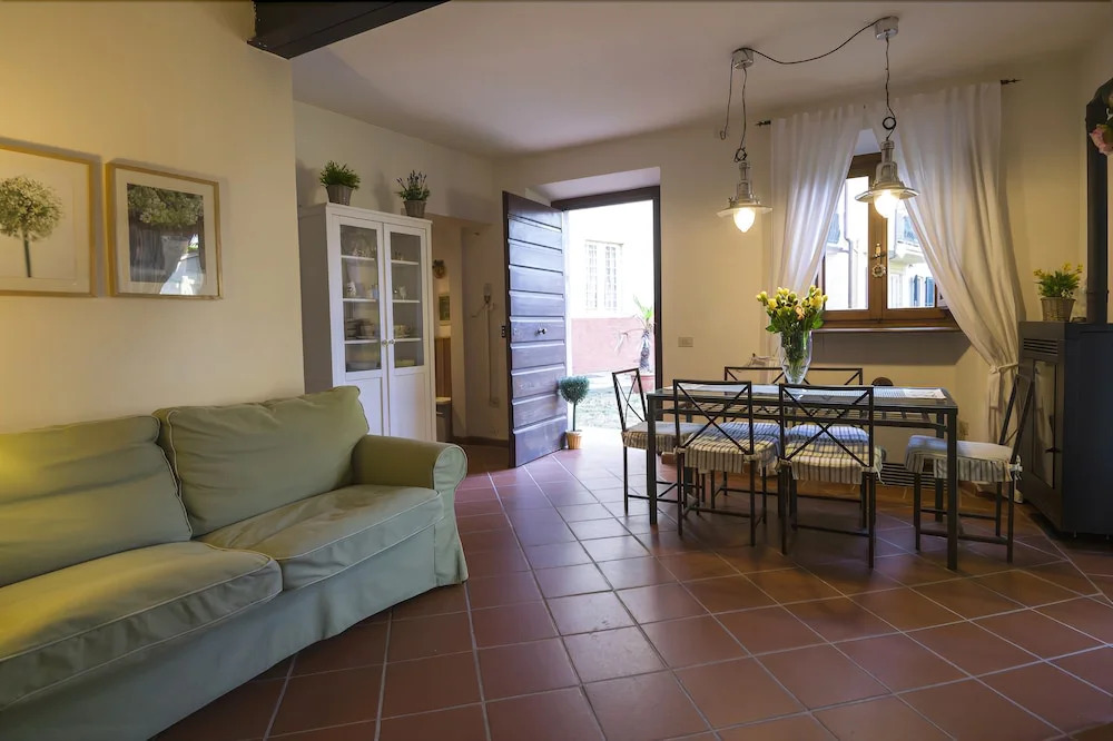 Ortensia by Vacation in Lucca