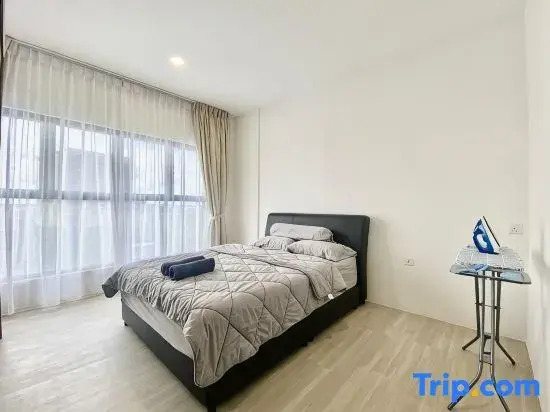 Jeff & Ricky Homestay@132 Doncaster Residence