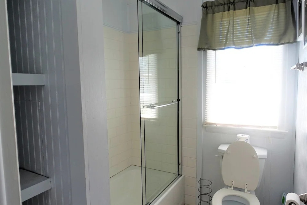 Maude's Cottage 2 Bedrooms 1 Bathroom Home
