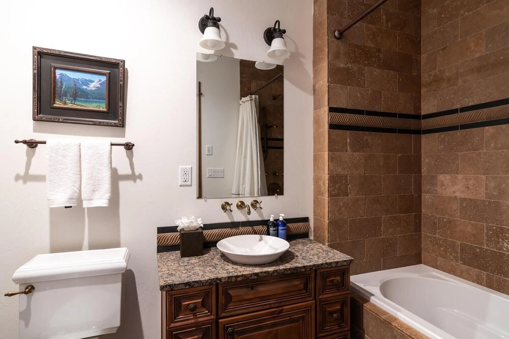 Luxury Suite 6a 3 Bedroom Condo by Moonlight Basin Lodging