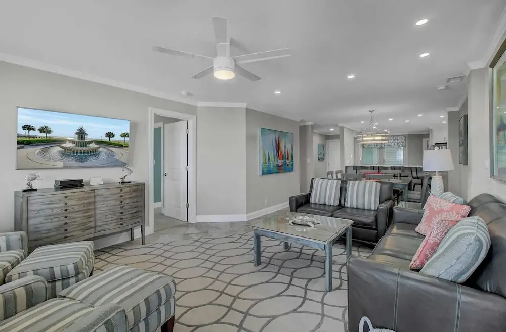 502 Summerhouse by Avantstay Ocean Front Condo w/ Community Pool Access