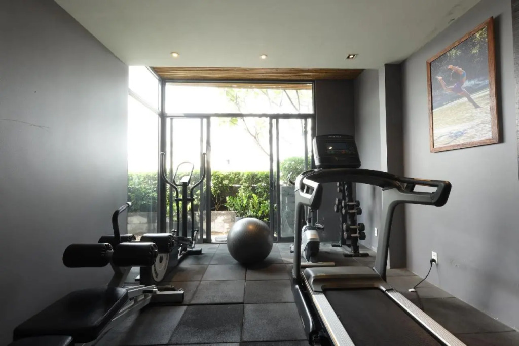 Cochin Zen Hotel