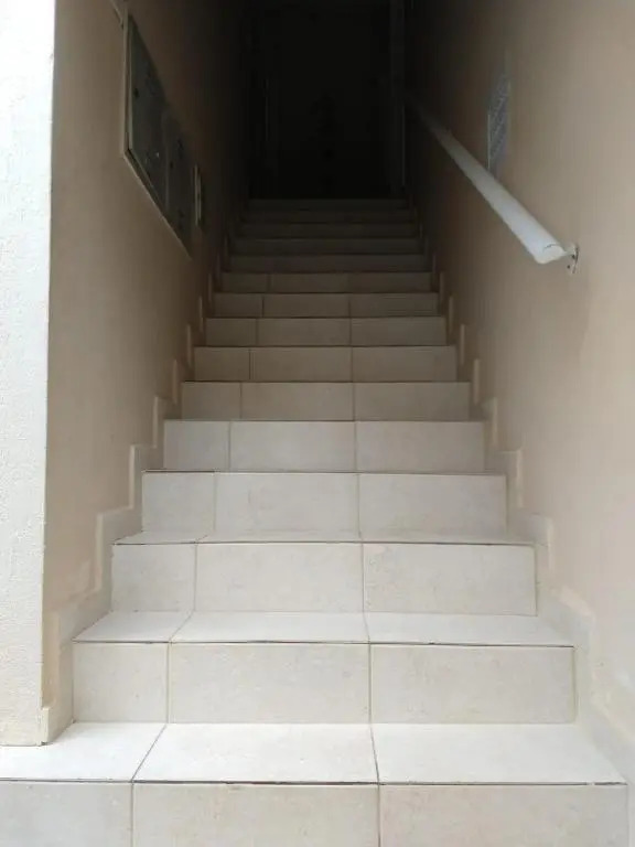 Residencial Melfi 3 Ap.8 Fundos