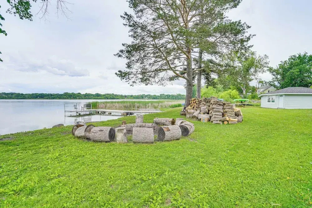 Snowmobile Trail On-site: Waterfront Mound Gem!