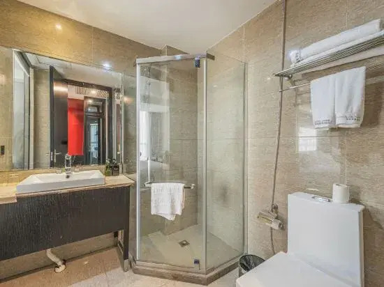 Crystal Spade Hotel