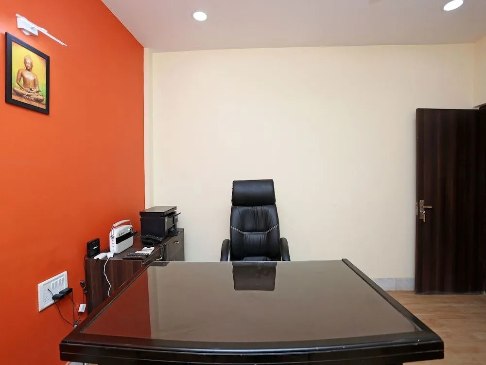 OYO 11675 Hotel Prahlad Inn
