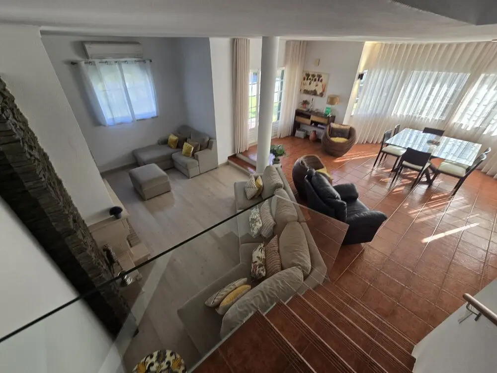 Sesimbra Stylish Villa by Homing