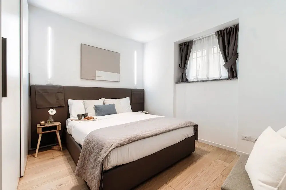 Rafael White Home