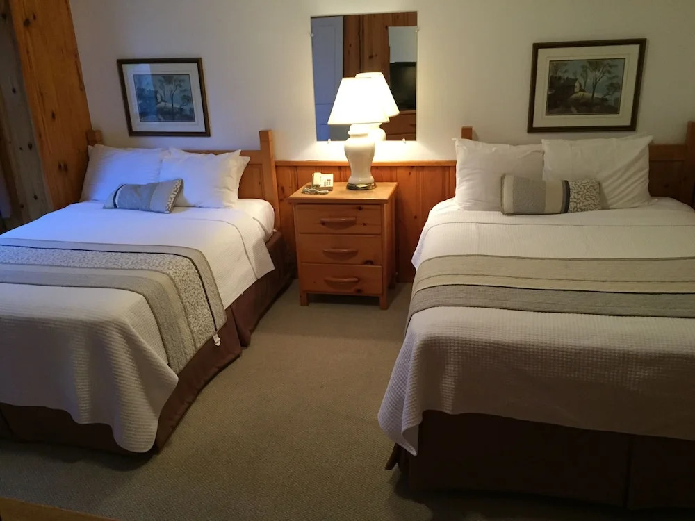 Clevelands House Resort Muskoka