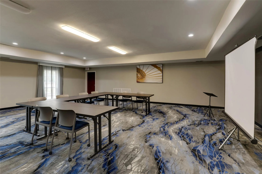 Best Western Plus Las Colinas Inn & Suites