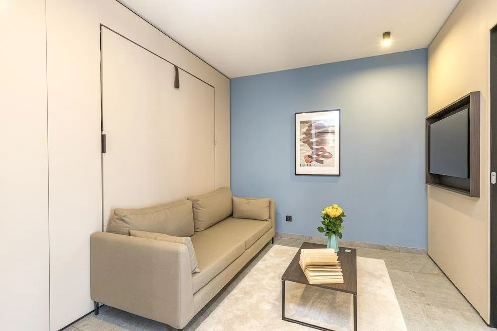 Icon H 503 Suite Micro-living