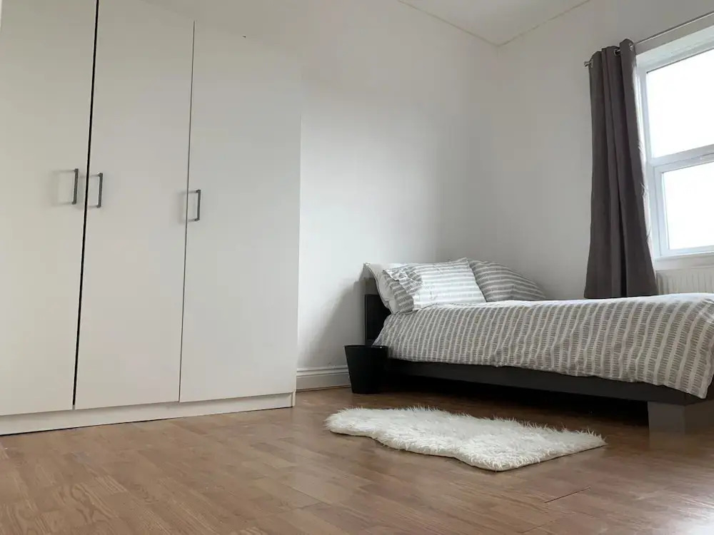 New Stylish Sleek 2bd Flat Heart of Thornton Heath