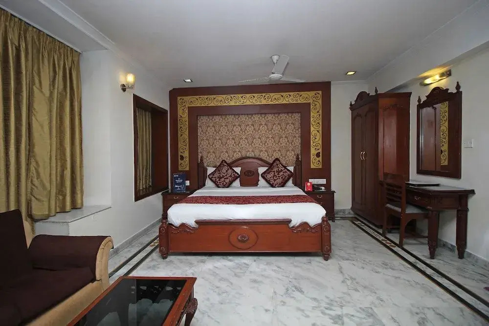 OYO 5915 Hotel Swagath