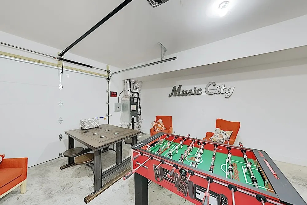 New Listing! Nashville Nations #6 W/ Game Room 3 Bedroom Townhouse