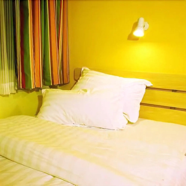 7 Days Inn Qingnian Road Station Branch