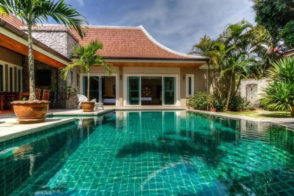 Lotus Villa by Jetta