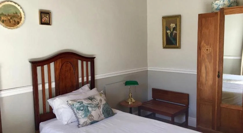 John Montagu Accommodation