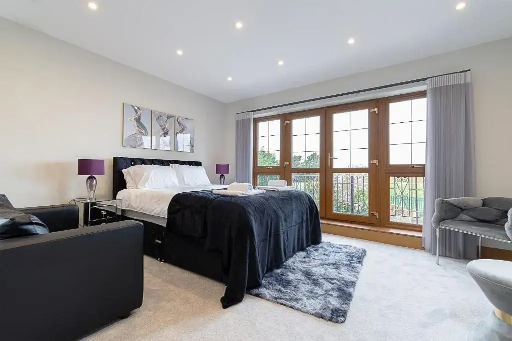 Boutique Green Acre Views