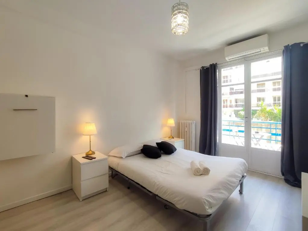 BH - LE STELLA MONTE - central, 2 people, near sea