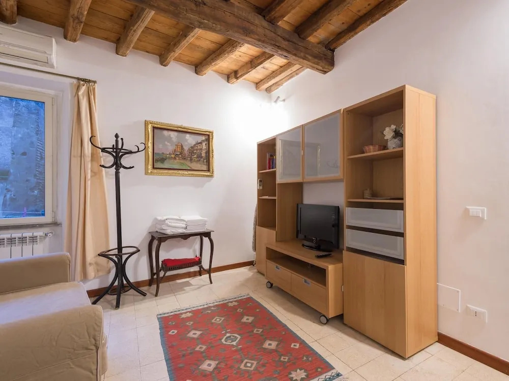 RSH Spagnoli Quiet Apartment