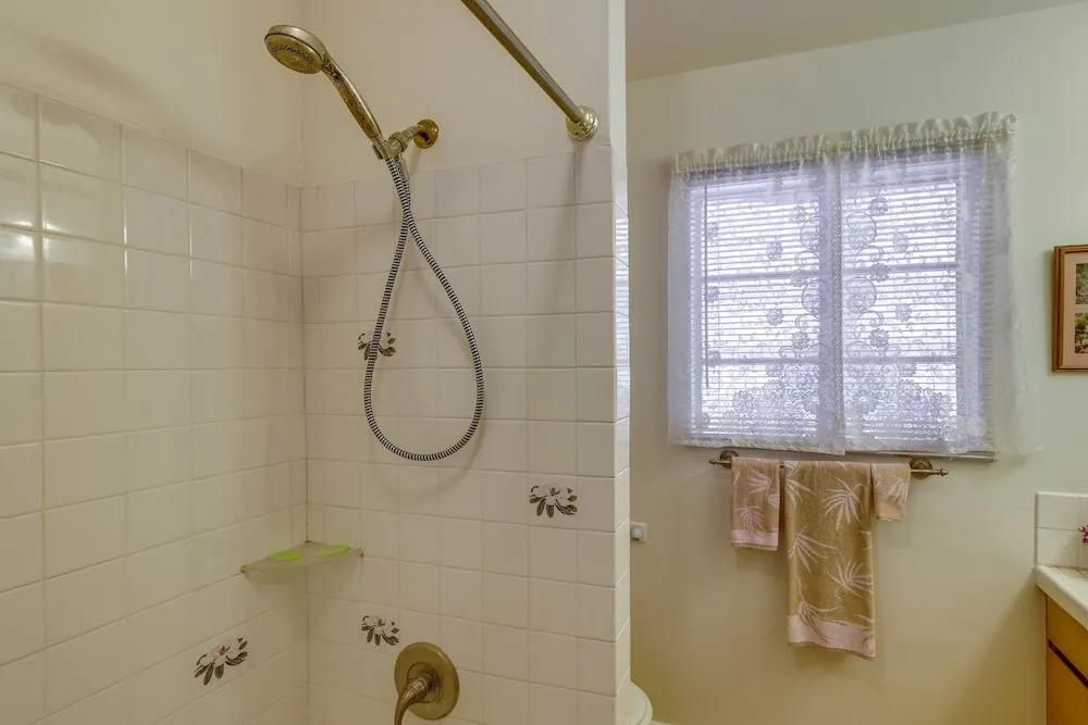 Phoenix Home w/ Patio: Near Downtown & Light Rail!