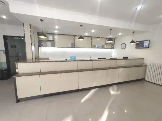 Homeinn Ease Hotel (Beijing Capital Gymnasium Baishiqiao South Subway Station)