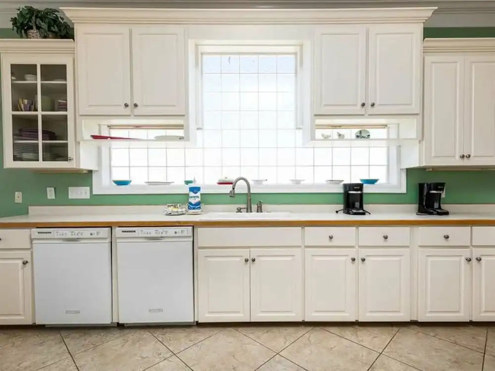 Dancing Dolphin by Meyer Vacation Rentals