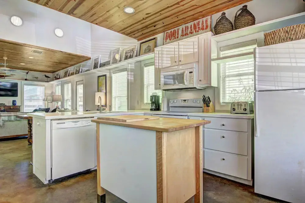 Casita Pina Colada 2VW 3 Bedrooms 2.5 Bathrooms Home